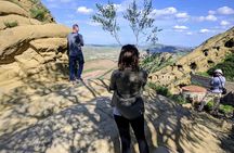 Kakheti Gems: Rainbow Mountains, Gareji & Signagi Private Tour 