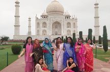 From Delhi: Private Taj Mahal day trip with lunch