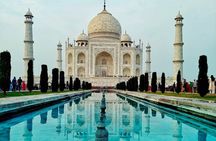 From Delhi: Private Taj Mahal day tour by Car