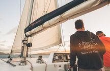 Full-Day Whitsunday Sail and Snorkel Adventure with Lunch