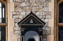 Private Tour: The Iconic Tower of London 