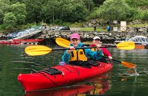 Guided kayak tour "The Seven Sister Tour" on the Geiranger Fjord - 4 h