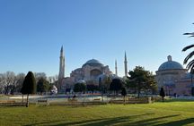 Private: Topkapi Palace, St. Sophia, Blue Mosque, Grand Bazaar, Hipodromme 