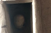 private tour to pyramids, sphinx, Egyptian museum , Local lunch 