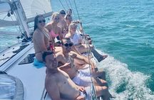 Sailing Curlew Escape on Moreton Bay