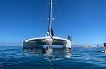 Moana’s Swim’n’Sail Cocktail Cruise Along the Waikiki Coast 