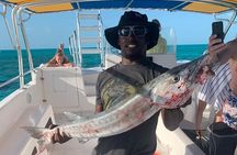 8HR Catch and Grill in Turks and Caicos Islands