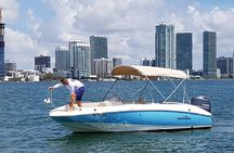 Best Miami self-driving boat rental!