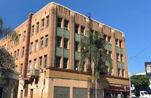 Santa Monica Private Tour with Restaurant and Bar Stops