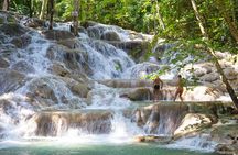 Rio Nuevo Bamboo River Rafting & Dunn's River Falls