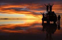 5-Hour Uyuni Salt Flat Tour Stargazing and Sunset/Sunrise In Group