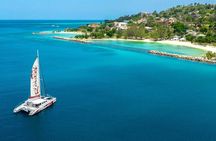 Reggae Catamaran and Snorkeling Open Bar Cruise Montego Bay