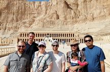 Cairo : Private Day Tour to Luxor by Plane ,Lunch & Entrance Fee 