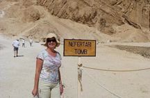 Private Half Day Tour in Valley of the Queen and Habu Temple