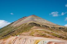 Rainbow Mountains of Palccoyo (Day Trip)