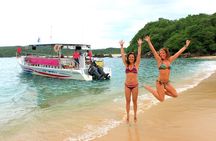 Amazing tour boat through wild nature in Huatulco Bays
