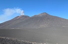 Volcanological excursion of the wild and less touristy side of the Etna volcano