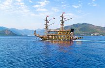 Marmaris Pirate Boat Incl. Lunch, unlimited Drinks with Transfer