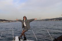 Istanbul Bosphorus Boat Tour and Golden Horn Cruise Day or Sunset
