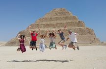  Private Day Tour to Giza Pyramids, Great Sphinx , Memphis and Sakkara 