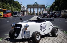 Berlin City Tour in a Mini Hotrod 