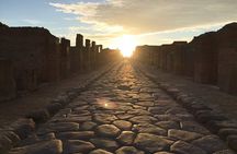 Pompeii tour at sunset time - A visit away from the crowds