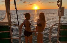 1.5 Hour Bay Side Key Largo Sunset Cruise on a Spacious Catamaran