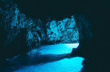 Blue Cave Full-Day Boat Tour with Hvar and 5 Islands 