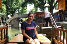Shanghai Private Tour: Zhujiajiao Water Town and Boat Ride