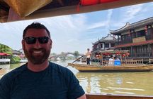 Shanghai Private Tour: Zhujiajiao Water Town and Boat Ride