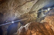 Karpathos Aperi Limniotis Cave Hike for stalagmites / stalactites