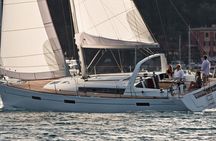 JFarwell Adventure Yacht Sailing in the Halifax Harbour