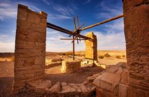 Full-Day Private Tour to Black Desert, Azraq Oasis and Desert Castles