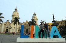 3 Hours Walking Tour of Lima Old Town and Catacumbs