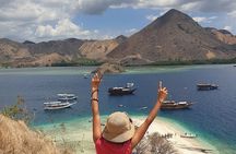 Half Day Snorkeling &Sunset Komodo Island : Kelor , Menjarite & Kalong island