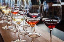 Full-Day Group Wine Tour (with cheese and charcuterie) in Niagara-on-the-Lake