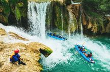 Kayaking Mreznica Waterfalls close to Plitvice Lakes