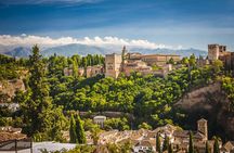 Alhambra skip-the-line tour: Nasrid Palaces, Alcazaba and Generalife