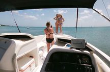 Private Custom Snorkeling and Cruising Experience in Aruba