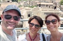 Visit in Pompeii - Herculaneum Private Tour with Ada