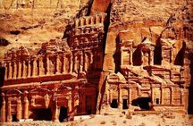 7-Day Exclusive Luxury Journey into Jordan – Toyota Land Cruiser