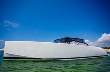 All Inclusive Luxury Private Yacht Cancun 4 Hrs: 40" Van Dutch 