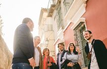 Jewish Quarter Walking Tour in Seville with Tapas, Drinks & Guide