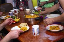 Private typical cooking class with a Costa Rican family