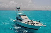 Biggest Luxury Yacht Boat Best in Cancun up to 28 pax