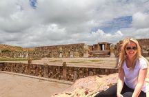 Private Tour: Tiwanaku Archeological Site from La Paz