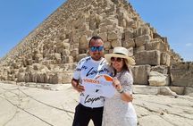  Day Tour at Giza Pyramids & Sphinx