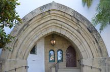 Santa Barbara Scavenger Hunt Walking Tour and Game