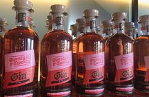 Sunshine Coast and Noosa Gin Distillery Private Tour Inc. Lunch 