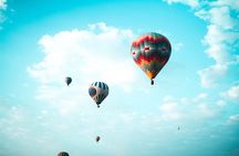 ( Think To Enjoi Your Dubai Beautiful Desert By Hot Air Balloon )
